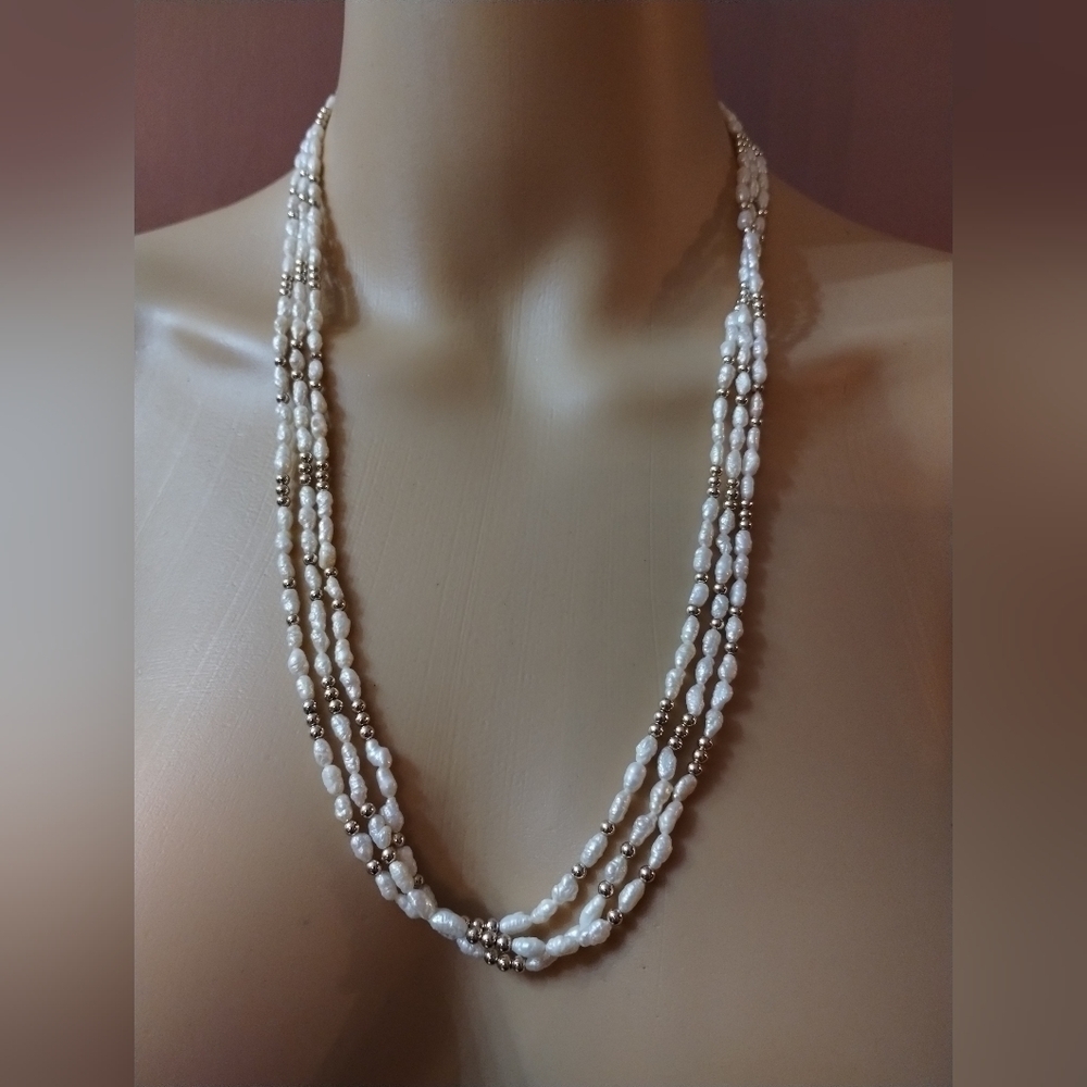 ESTATE unsigned Faux pearl multi strand women's necklace